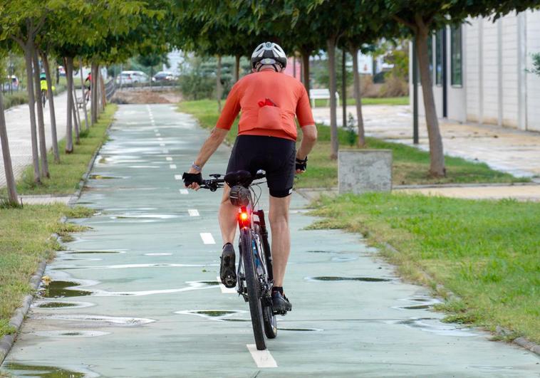 Los Ciclistas Piden Que Se Agilice La Obra Del Carril Bici De La Margen